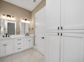 1102 Wynnwood Lane, Houston TX 77008