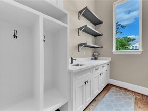1102 Wynnwood Lane, Houston TX 77008