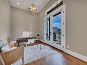 1102 Wynnwood Lane, Houston TX 77008