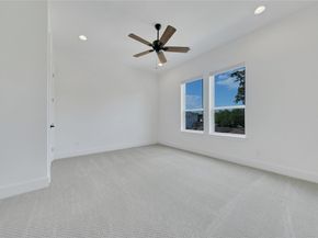 1102 Wynnwood Lane, Houston TX 77008