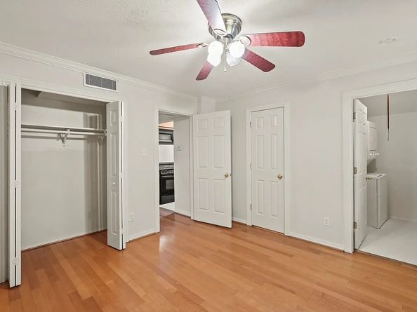 3224 Timmons Lane 108, Houston TX 77027