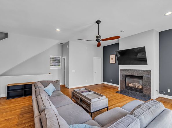 2404 Fairview Street C, Houston TX 77006