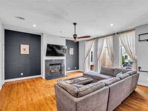 2404 Fairview Street C, Houston TX 77006