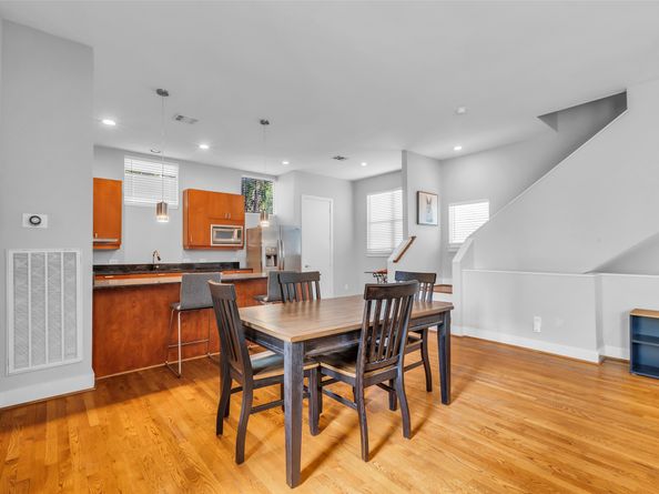 2404 Fairview Street C, Houston TX 77006