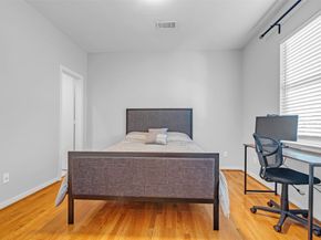 2404 Fairview Street C, Houston TX 77006