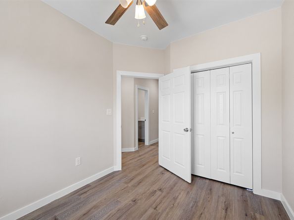 9409 Clinton Drive, Houston TX 77029