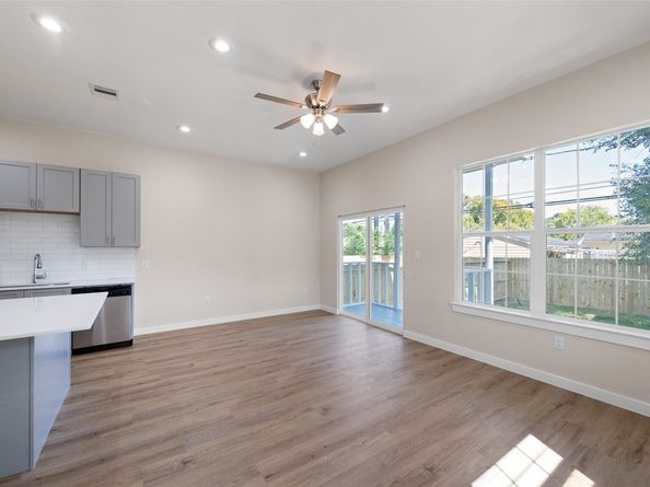 9409 Clinton Drive, Houston TX 77029