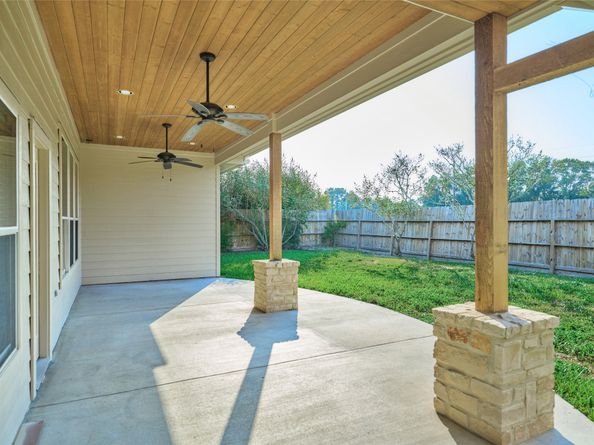 2715 Kingsbury Park Lane, Spring TX 77386