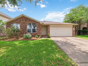 8123 Solara Bend