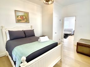 301 Tabor Street, Houston TX 77009