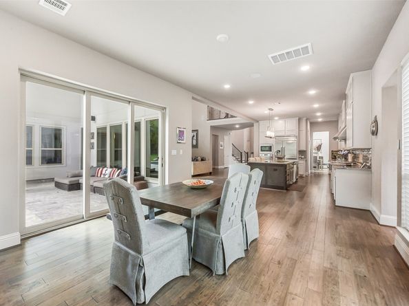 7 Yellowstar Court, Tomball TX 77375