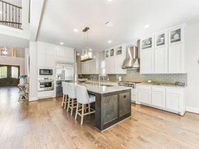 7 Yellowstar Court, Tomball TX 77375