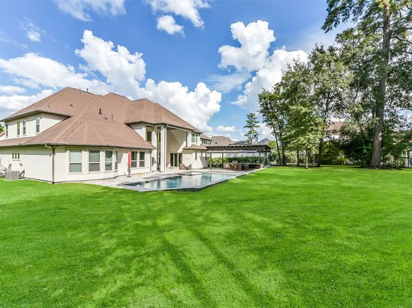 7 Yellowstar Court, Tomball TX 77375