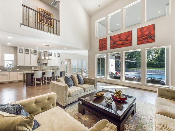 7 Yellowstar Court, Tomball TX 77375