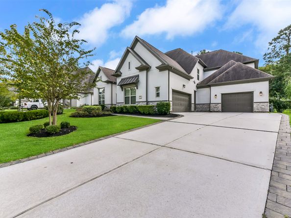 7 Yellowstar Court, Tomball TX 77375
