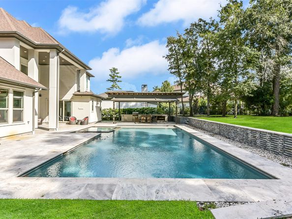 7 Yellowstar Court, Tomball TX 77375