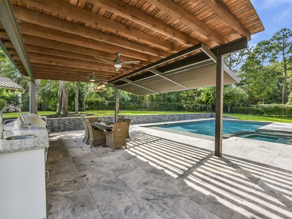 7 Yellowstar Court, Tomball TX 77375