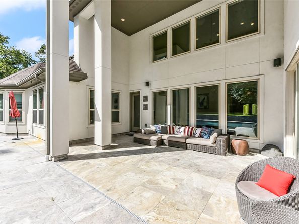 7 Yellowstar Court, Tomball TX 77375