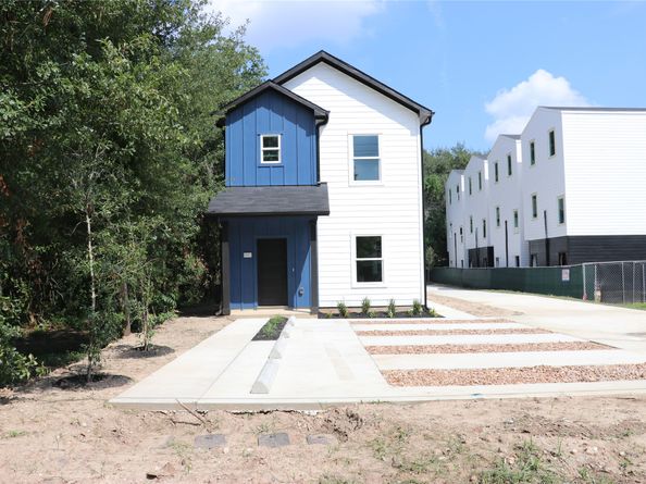 9441 Radio Road, Houston TX 77075