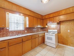814 Hurley Street, Houston TX 77022