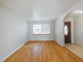 814 Hurley Street, Houston TX 77022