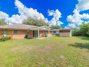 814 Hurley Street, Houston TX 77022