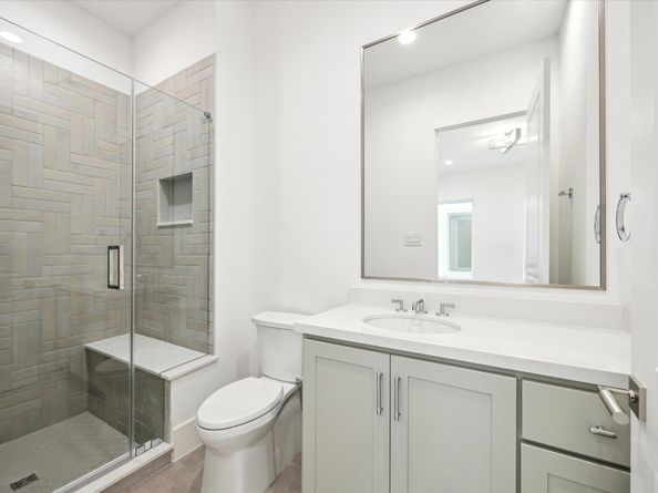 10 Wentworth Square Avenue, Houston TX 77027