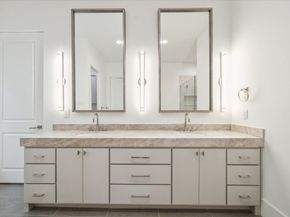 10 Wentworth Square Avenue, Houston TX 77027