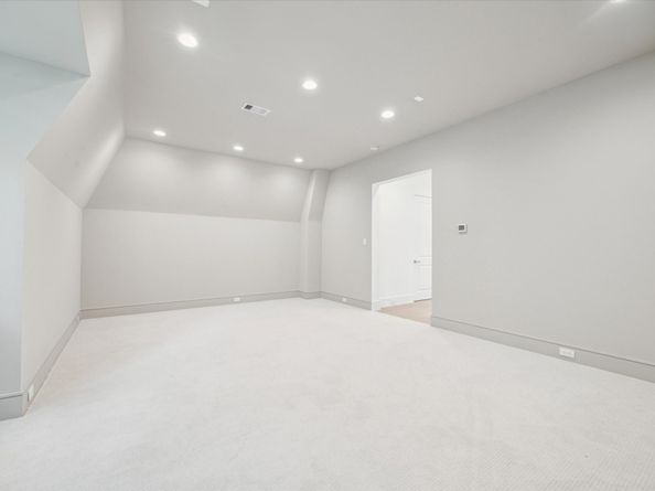 10 Wentworth Square Avenue, Houston TX 77027