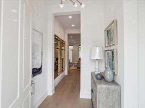 10 Wentworth Square Avenue, Houston TX 77027