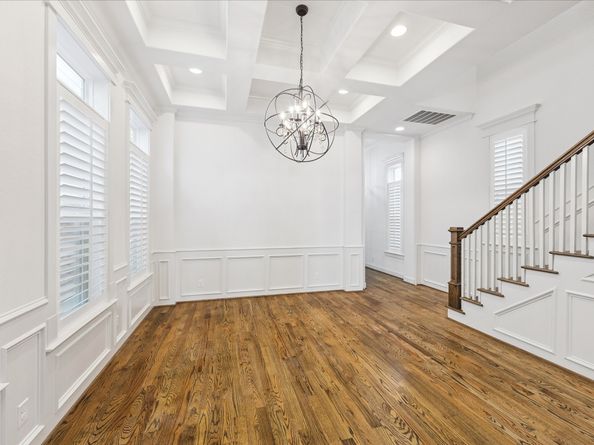411 W 24th Street, Houston TX 77008