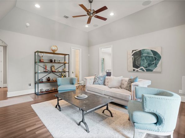 13 Honey Daffodil Place, The Woodlands TX 77380