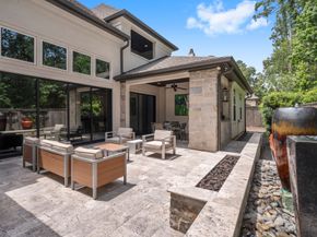 13 Honey Daffodil Place, The Woodlands TX 77380