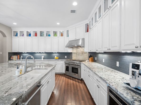 13 Honey Daffodil Place, The Woodlands TX 77380