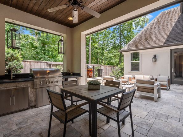 13 Honey Daffodil Place, The Woodlands TX 77380