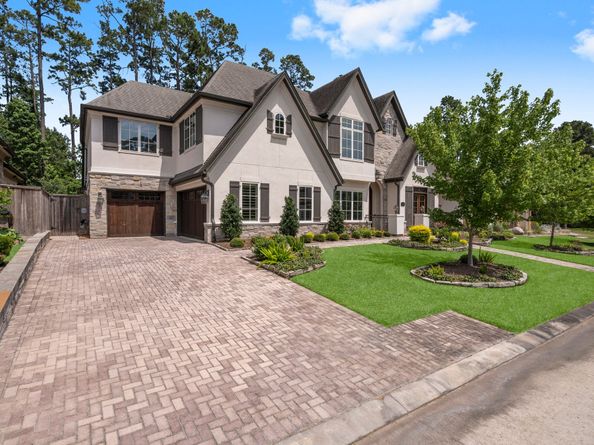 13 Honey Daffodil Place, The Woodlands TX 77380