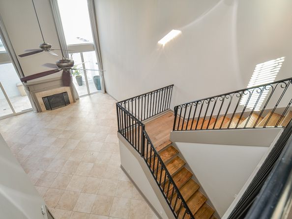 6 River Hollow Lane, Houston TX 77027