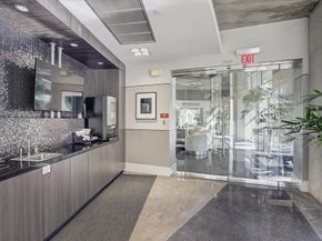 1901 Post Oak Boulevard 4304, Houston TX 77056