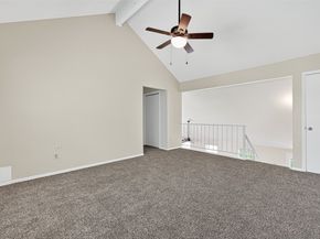 813 Lakeview Drive, Sugar Land TX 77498