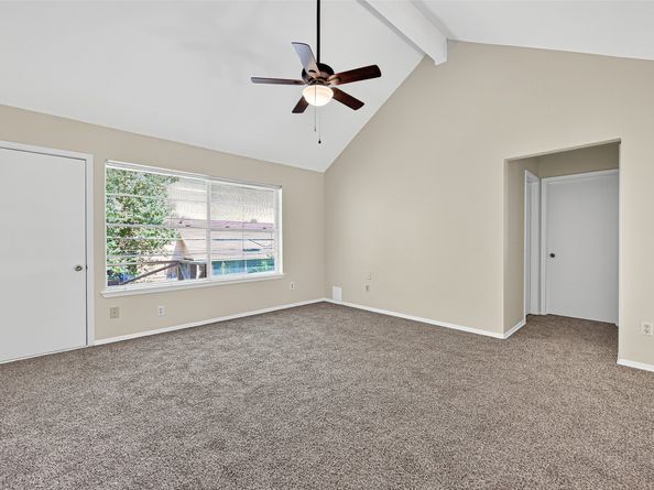 813 Lakeview Drive, Sugar Land TX 77498