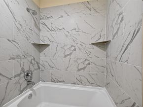 813 Lakeview Drive, Sugar Land TX 77498