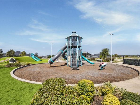 2818 Chancery Summit Court, Houston TX 77047