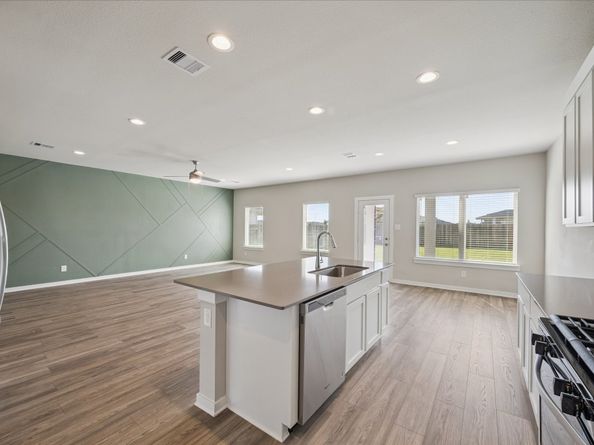 2818 Chancery Summit Court, Houston TX 77047