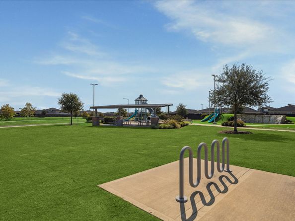 2818 Chancery Summit Court, Houston TX 77047