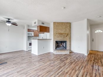 250 El Dorado Boulevard