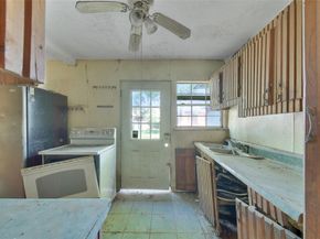 12709 Powell Lane, Houston TX 77015