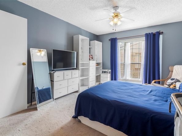 12550 Whittington Drive 814, Houston TX 77077