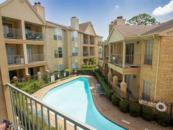 12550 Whittington Drive 814, Houston TX 77077