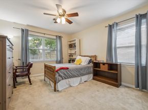 5114 Kinglet Street, Houston TX 77035