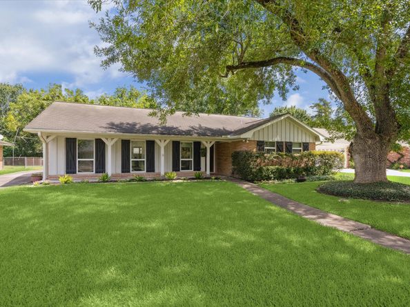 5114 Kinglet Street, Houston TX 77035